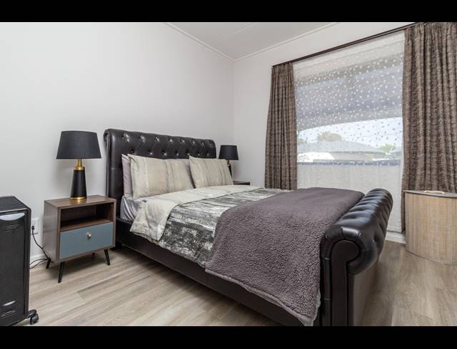 2 BEDROOM APARTMENT RENTED IN BRYANSTON